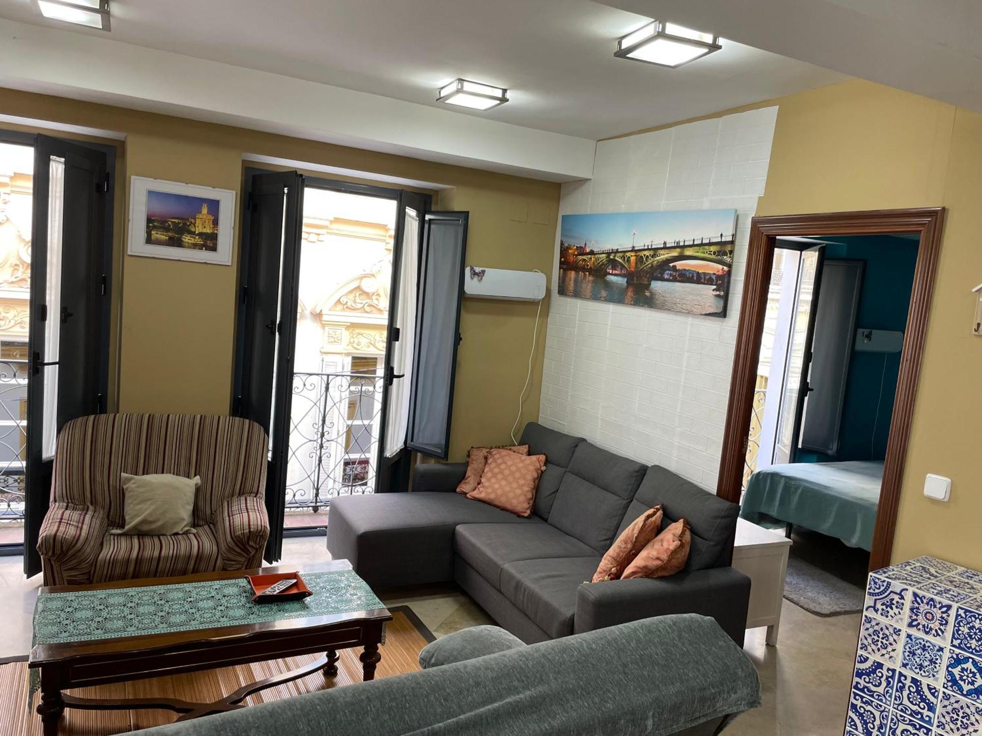 Duplex Sagasta Apartamentos-Sagasta Sewilla Zewnętrze zdjęcie